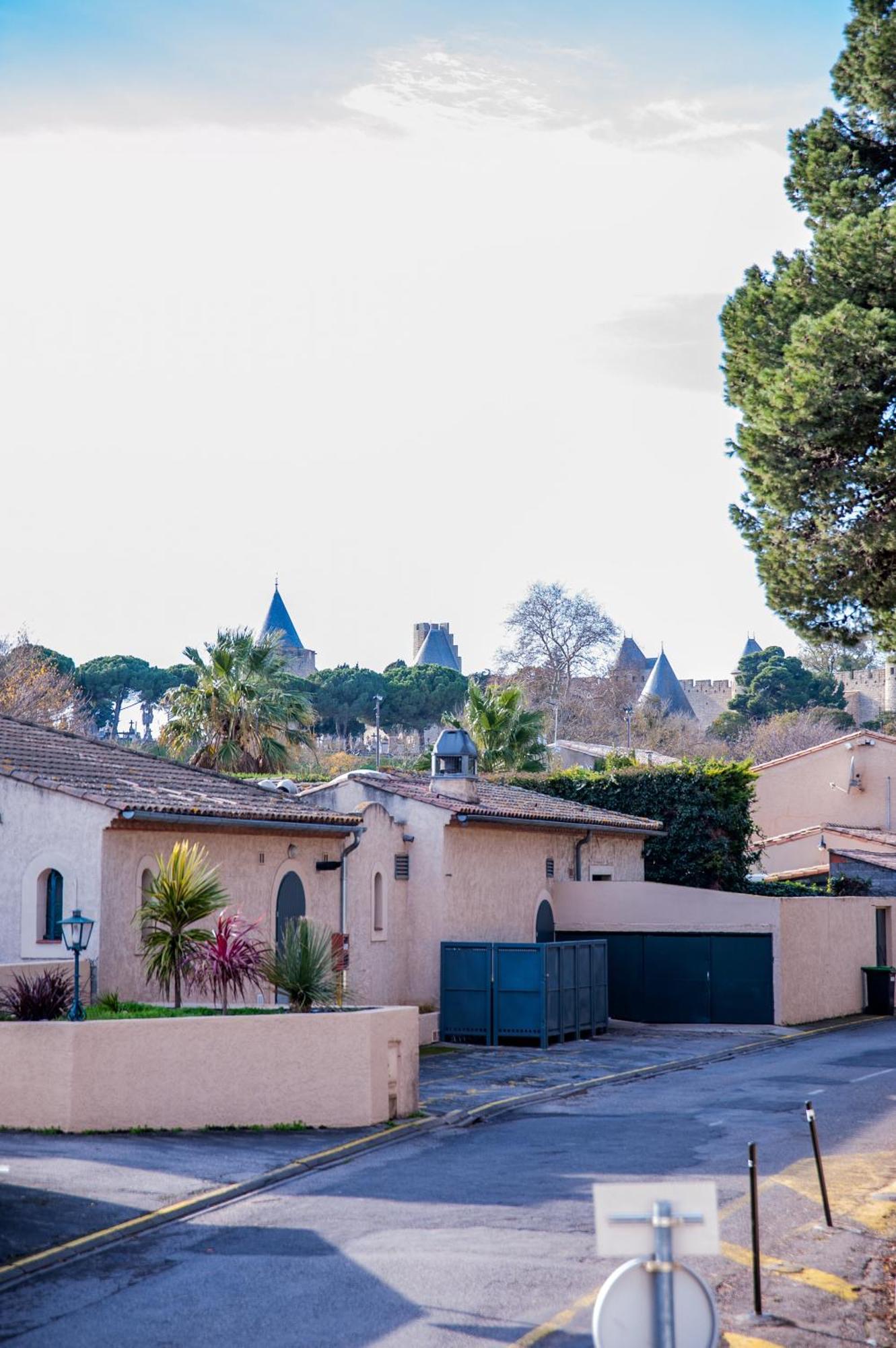 Nomad Home, Avec 1 Parking Prive A 2 Pas De La Cite Medievale Holiday home *