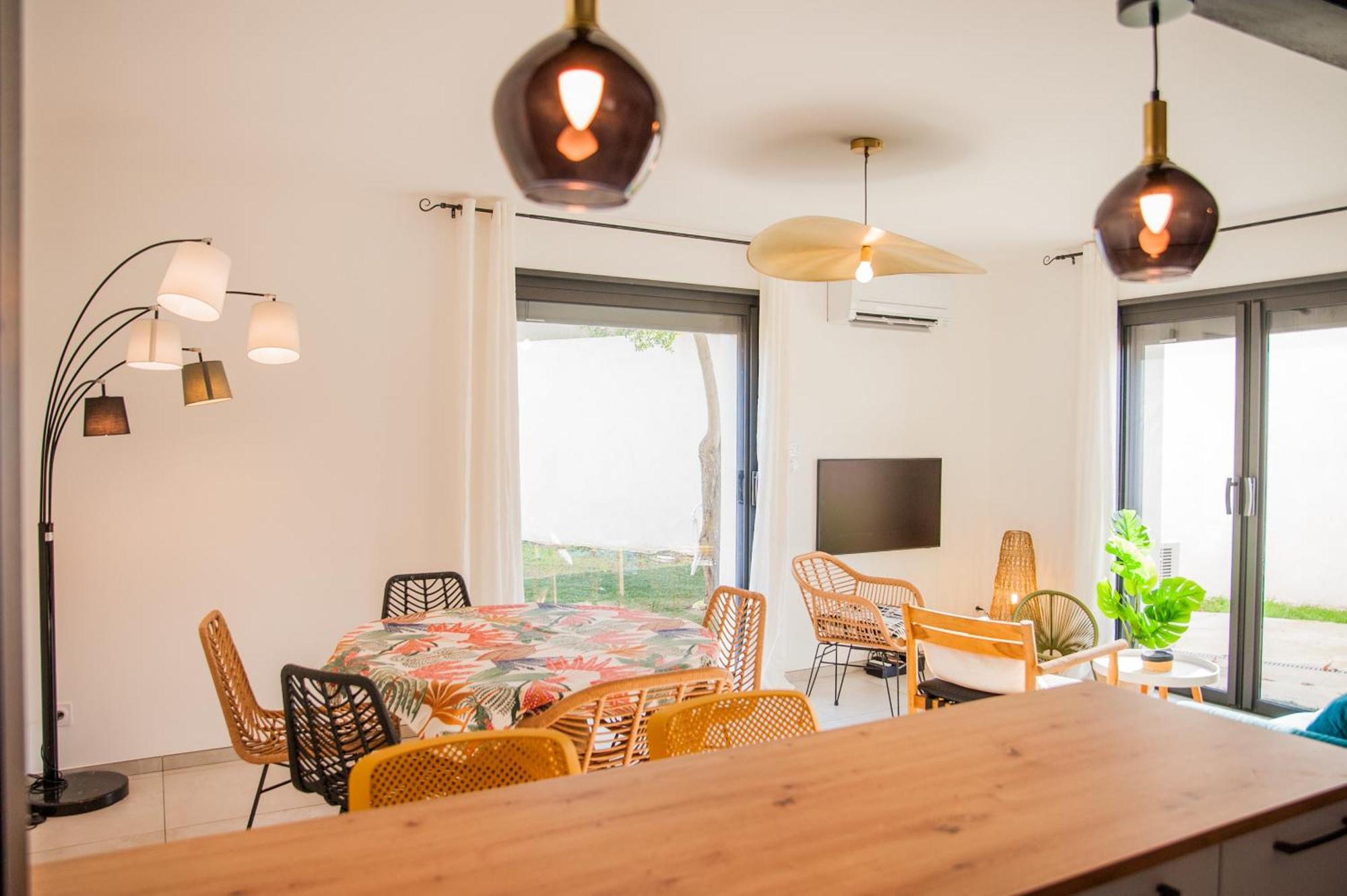 Holiday home Nomad Home, Avec 1 Parking Prive A 2 Pas De La Cite Medievale *